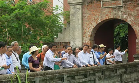 “Giải cứu” để phát huy giá trị di tích thành Điện Hải