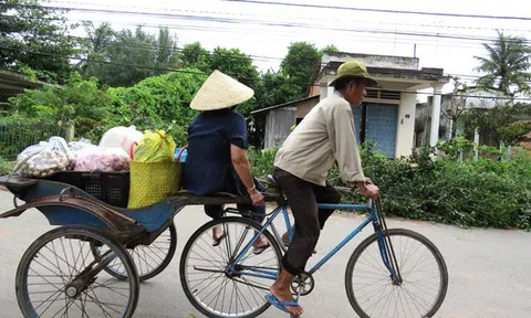 Xe lôi - "xe vua" ở vùng biên giới Đồng Tháp