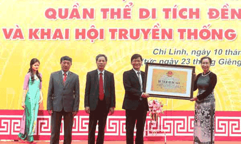 Quần thể di tích đền Cao đón nhận bằng di tích cấp Quốc gia