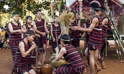 Lễ cúng hồn lúa của người Chơ Ro