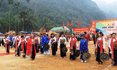 Lễ hội Bàn Bù – nơi lưu giữ không gian văn hóa Mường
