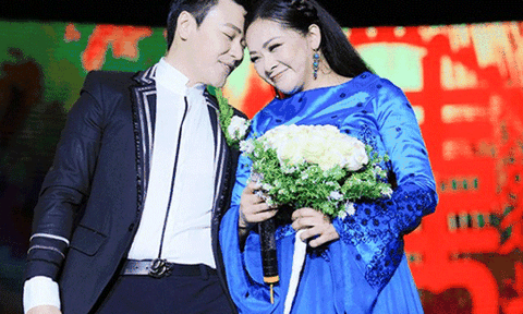 Bị khán giả phản đối, Phan Anh quỳ gối cầu hôn Như Quỳnh