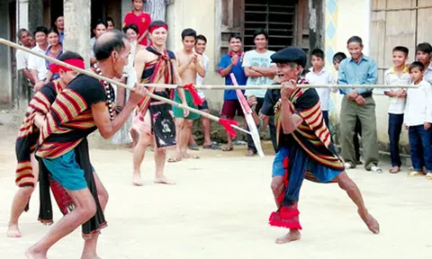 Tết ngã rạ dân tộc Cor, những giá trị độc đáo