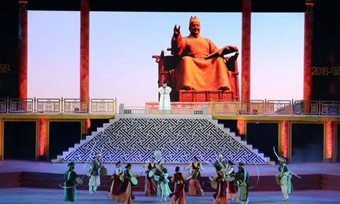 Khai mạc Festival Huế 2018: Tỏa sáng miền di sản 