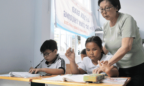 Tấm lòng người cựu chiến binh với lớp học tình thương