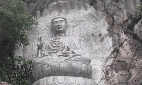 Ngôi cổ tự linh