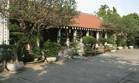 Chùa Tảo Sách bên hồ Tây