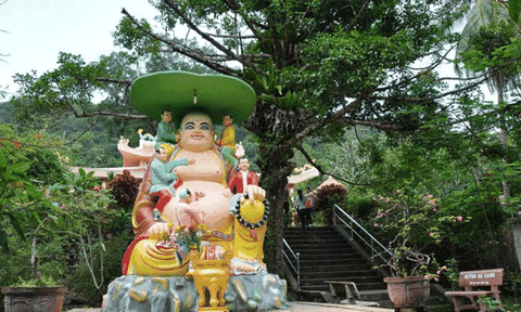 Ngôi chùa Hùng Long Tự ở Phú Quốc
