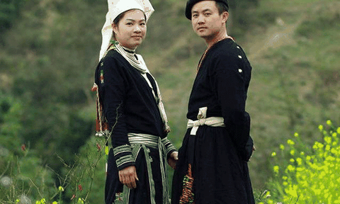 Trang sức bạc - Đồ thách cưới của cô dâu Dao Tiền