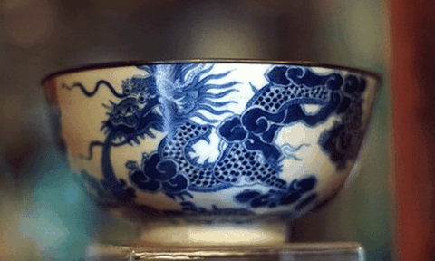 Đồ sứ ký kiểu thời Nguyễn - Dấu xưa một thuở!