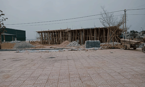 Vụ Khu dịch vụ ẩm thực “nuốt” trọn kè chắn sóng ở Nghệ An: “Chủ đầu tư bất chấp quy định pháp luật”?