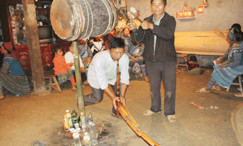 Trống thiêng trong đời sống người Mông