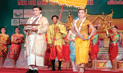 Sức sống lễ hội văn hóa truyền thống Khmer Nam bộ