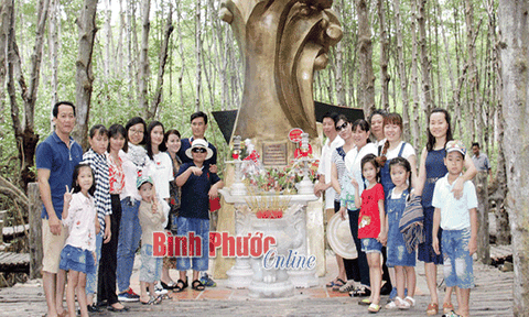 “Du hí” ở Khu di tích rừng Sác - Cần Giờ