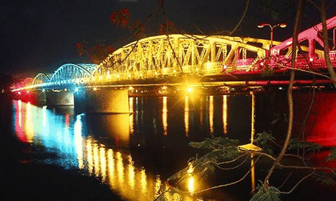 Thừa Thiên - Huế chi 10 tỷ đồng để thắp sáng cầu Trường Tiền