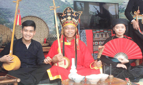 Những nghệ nhân giữ hồn Then cổ