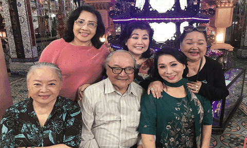 Nghệ sĩ cải lương: "Đi buôn thì lỗ, làm bầu trắng tay"