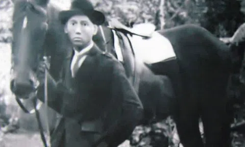 Phóng sự đặc biệt năm tháng cuối đời bị lưu đày vua Duy Tân