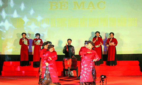 Truyền dạy và thực hành Hát Xoan 