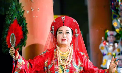 Người giữ hồn cho nghệ thuật văn hóa tín ngưỡng thờ Mẫu