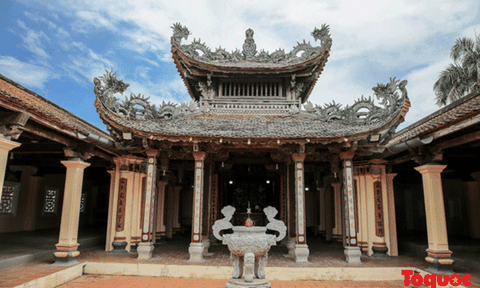 Ngôi đình cổ người dân góp hàng tỉ đồng để gìn giữ