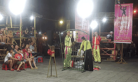 Đau đáu với nghệ thuật hát Bài chòi