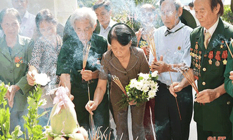 Lễ giỗ 10 nữ thanh niên xung phong Ngã ba Đồng Lộc