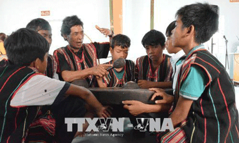 Đắk Lắk: Người "truyền lửa" cồng chiêng M’nông