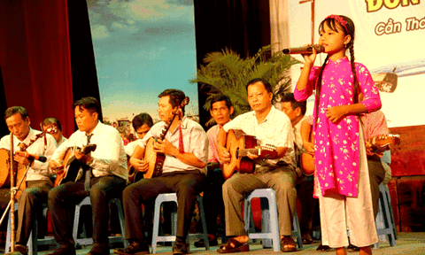 119 học viên được cấp chứng chỉ Đờn ca tài tử 