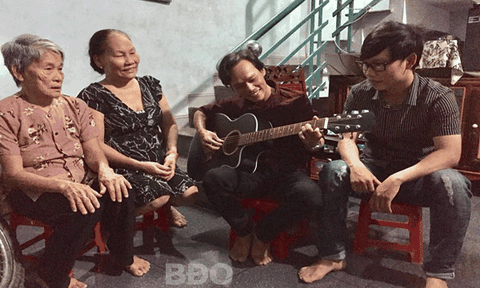 Một gia đình mê văn nghệ phong trào