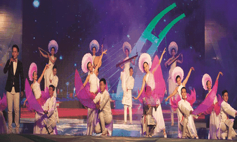 Lung linh “Tiếng hát hẹn hò 9 dòng sông”