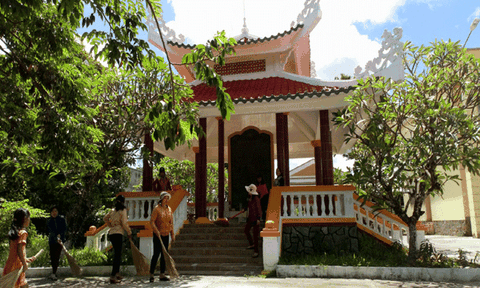 Giữ gìn di tích từ hành động nhỏ 