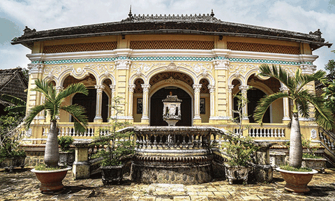 Nhà cổ trên đất cù lao