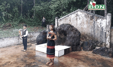 Thú vị truyền thuyết về núi Tà Đùng