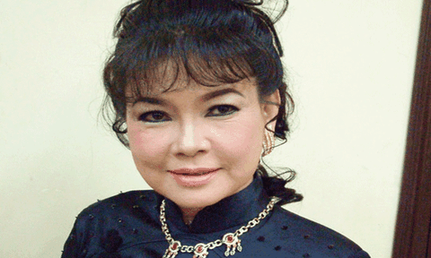 "Người đẹp cải lương" suýt mất mạng vì nghề hát