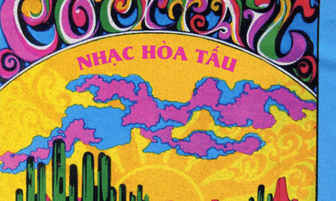 Chiếc đĩa hát và sợi dây chuyền