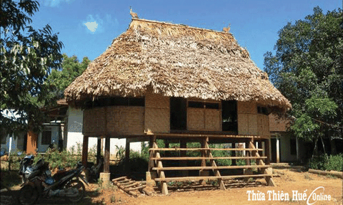 Phục dựng nhà gươl dựa vào cộng đồng