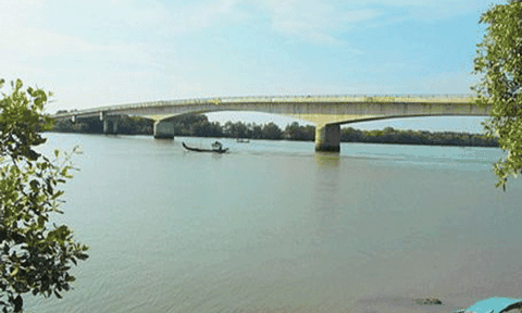 Qua cầu Láng Chim, nhớ huyền thoại "Tàu Phương Đông"