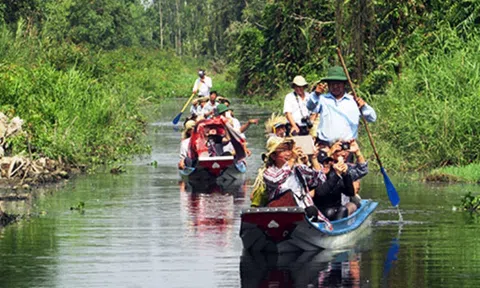 Du lịch Hậu Giang chuyển động