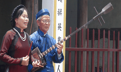 Chuyến điền dã về ca trù làng Đông Dương