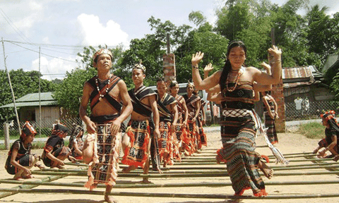 Loay hoay bảo tồn các giá trị văn hóa miền núi 