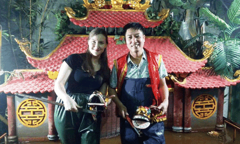 Nghệ sĩ Phan Thanh Liêm mang rối nước đến châu Âu