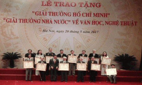 Quy định mới xét tặng giải thưởng về văn học, nghệ thuật