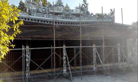 Chống xuống cấp đình Lại Thế