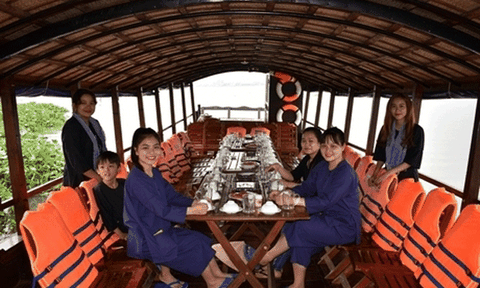 Khai thác lợi ích mùa nước nổi