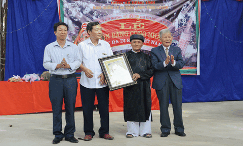 Vinh danh Cây di sản Việt Nam tại huyện Tam Dương