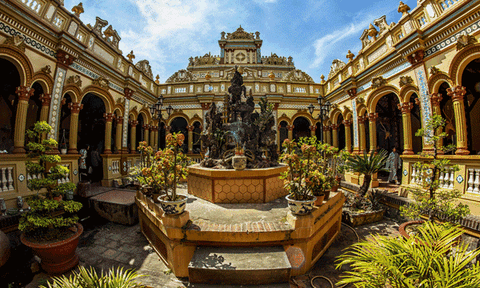 Chùa Vĩnh Tràng uy nghiêm giữa vùng quê sông nước