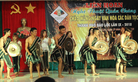 Chuyện K’ và Ka