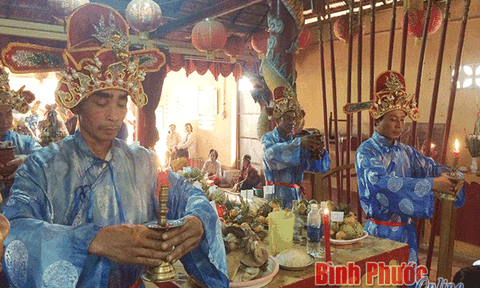 Lễ cầu bông đình thần Tân Lập Phú