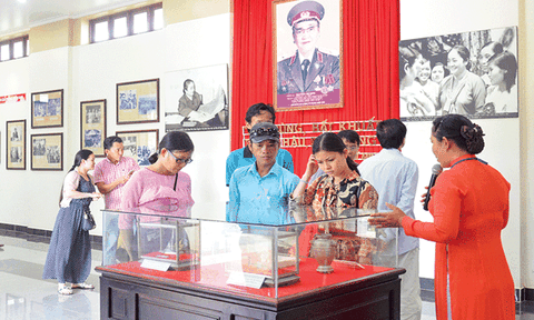 Khu lưu niệm Nữ tướng Nguyễn Thị Định